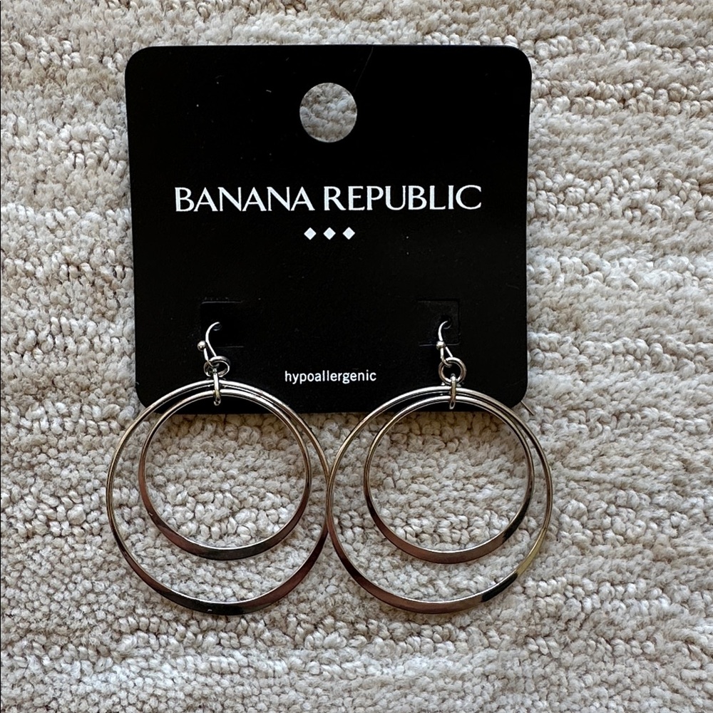 NWT Banana Republic Silver Nested Hoop Earrings Hypoallergenic